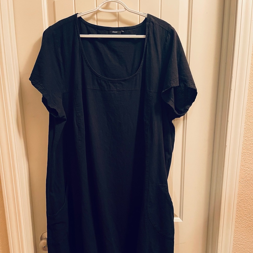 Zizzi Norwegian brand black bubble dress